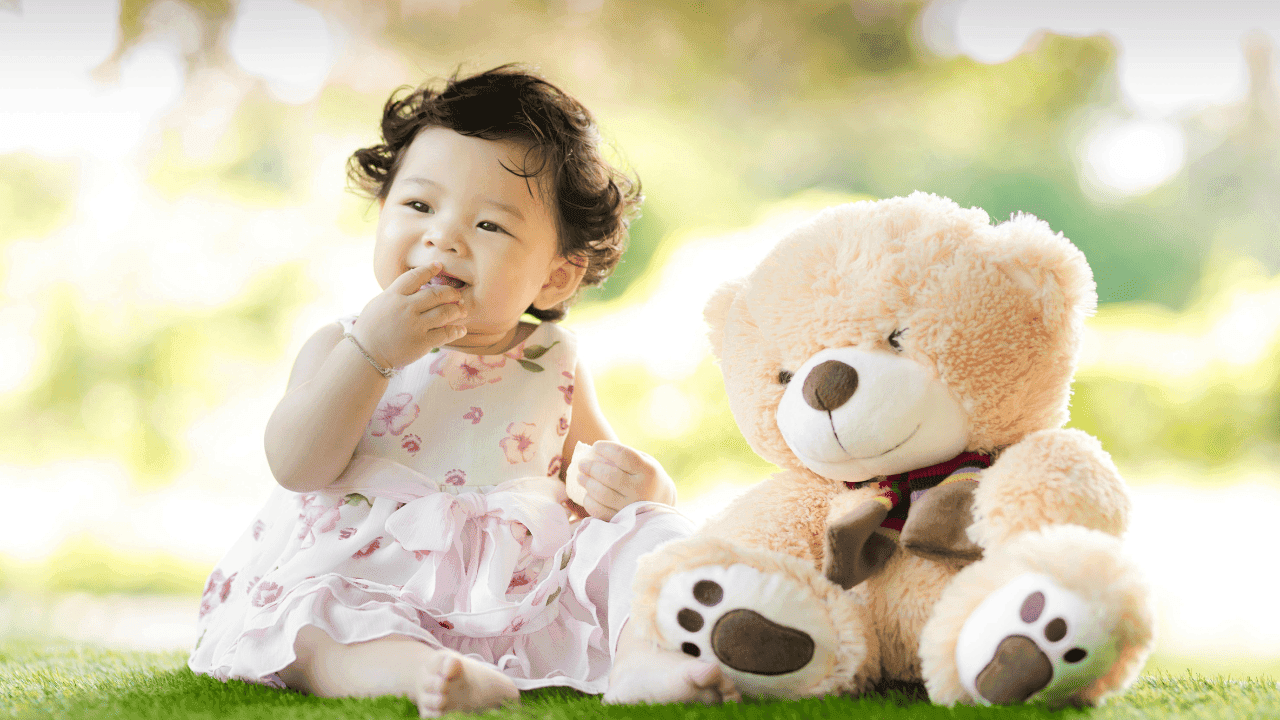 Download Cute Baby DP Images to Make Your Profile Picture Adorable